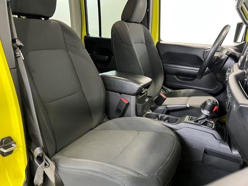 Certified 2022 Jeep Wrangler Unlimited Sport image 10