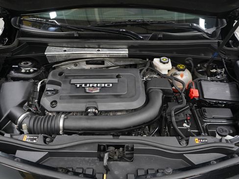 Used 2023 Cadillac XT4 Sport image 33