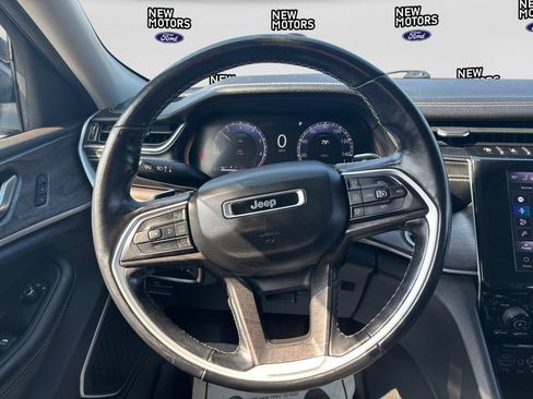 Used 2021 Jeep Grand Cherokee L Limited AWD/4WD image 13