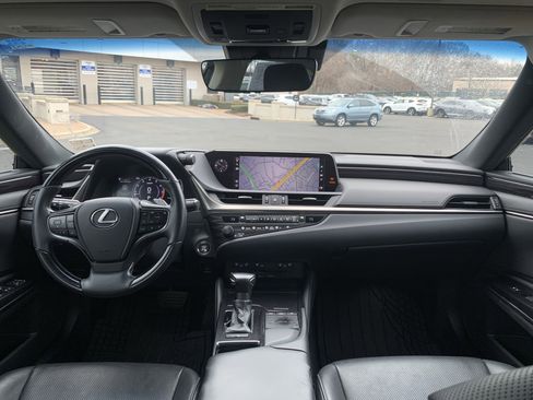 Used 2020 Lexus ES 350 w/ Premium Package image 29