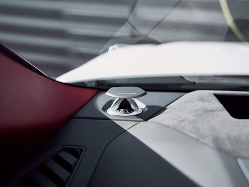 Used 2024 Lamborghini Urus S image 57