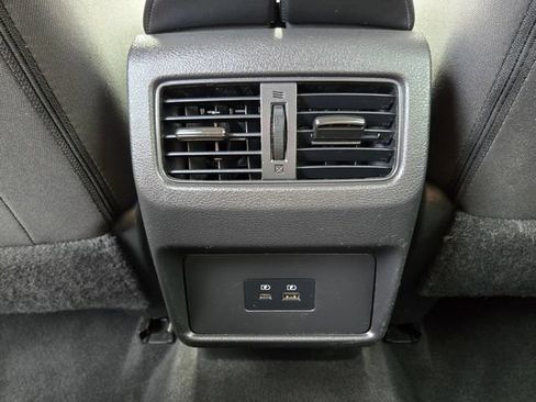 Used 2023 Nissan Rogue SV AWD/4WD image 21