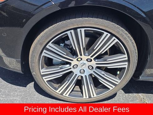 Used 2023 Volvo S90 B6 Ultimate w/ Lounge Package AWD/4WD image 3