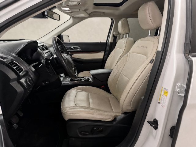 Used 2019 Ford Explorer Platinum AWD/4WD image 13