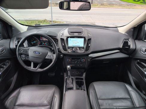 Used 2017 Ford Escape Titanium AWD/4WD image 9