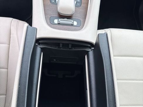 Used 2022 Mercedes-Benz GLS 450 GLS 450 image 32