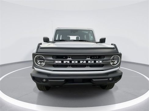 Used 2024 Ford Bronco Big Bend image 3