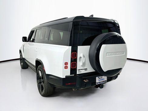 Used 2023 Land Rover Defender 130 X-Dynamic SE AWD/4WD image 7