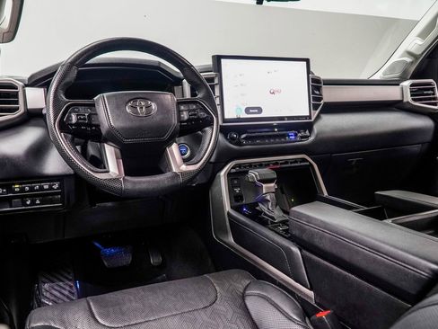 Used 2024 Toyota Tundra Limited image 14