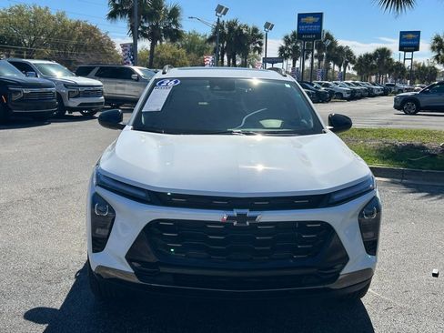 Used 2026 Chevrolet Trax ACTIV w/ Sunroof Package image 3