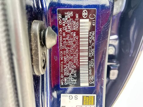 Used 2021 Toyota Corolla LE w/ LE Convenience Package FWD image 2