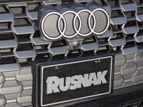 Used 2025 Audi Q5 Premium w/ Convenience Package image 24