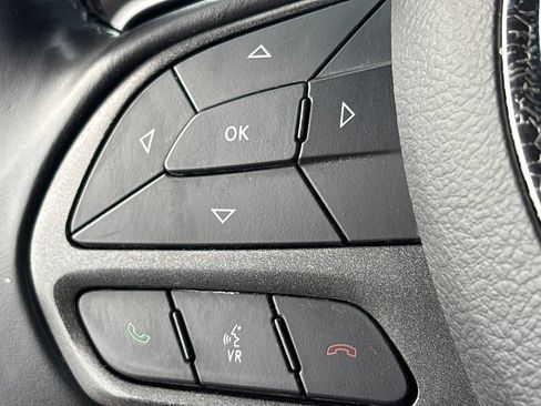 Used 2023 Dodge Charger SXT RWD image 8