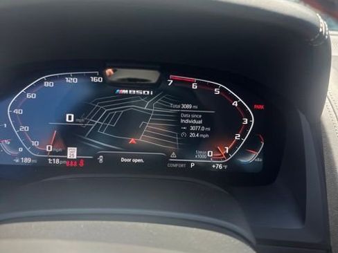 Used 2025 BMW M850i xDrive AWD/4WD image 2