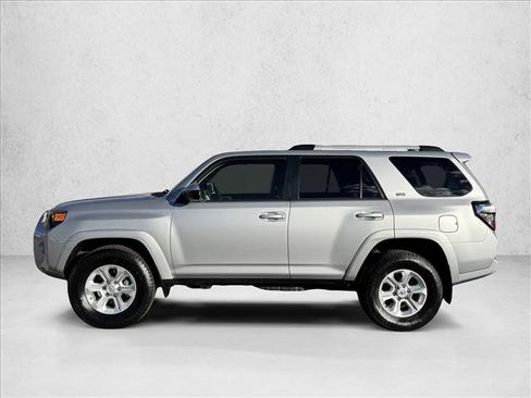 Used 2024 Toyota 4Runner SR5 image 4