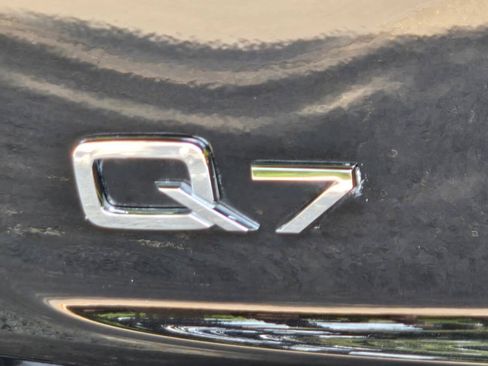 Used 2013 Audi Q7 TDI Premium Plus AWD/4WD image 36