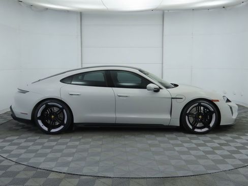 Used 2023 Porsche Taycan GTS image 4