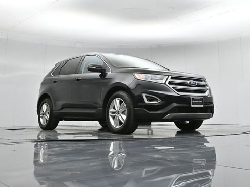 Used 2016 Ford Edge SEL image 45