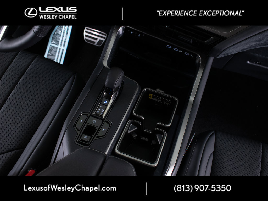 New 2026 Lexus TX 500h AWD w/ Technology Package image 10