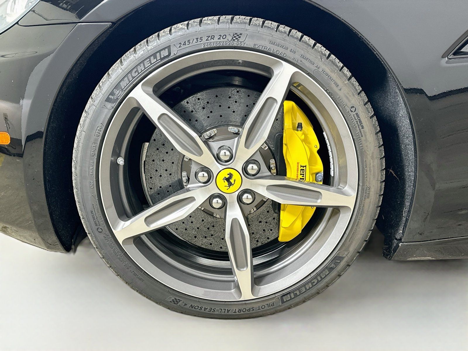 Used 2014 Ferrari California RWD image 49