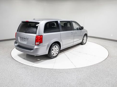 Used 2017 Dodge Grand Caravan SE w/ Power Window Group FWD image 30