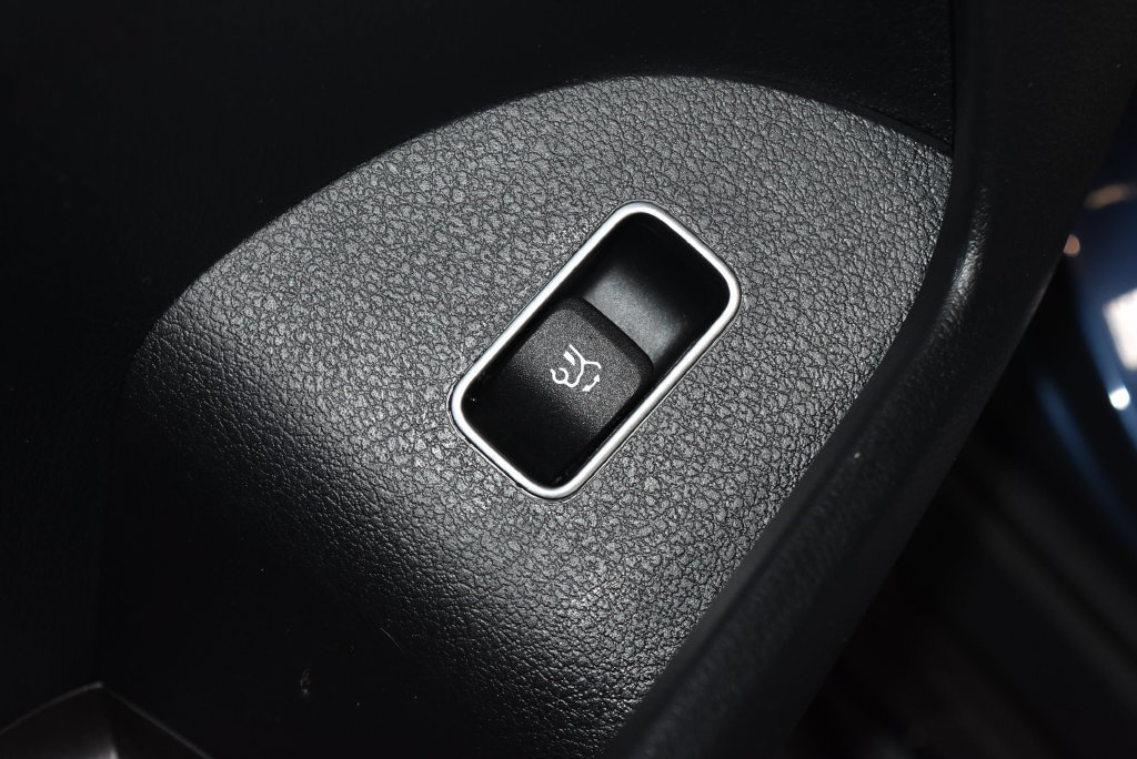 Certified 2024 Mercedes-Benz GLE 350 4MATIC image 7