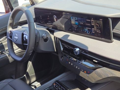 New 2025 Nissan Murano SV image 8