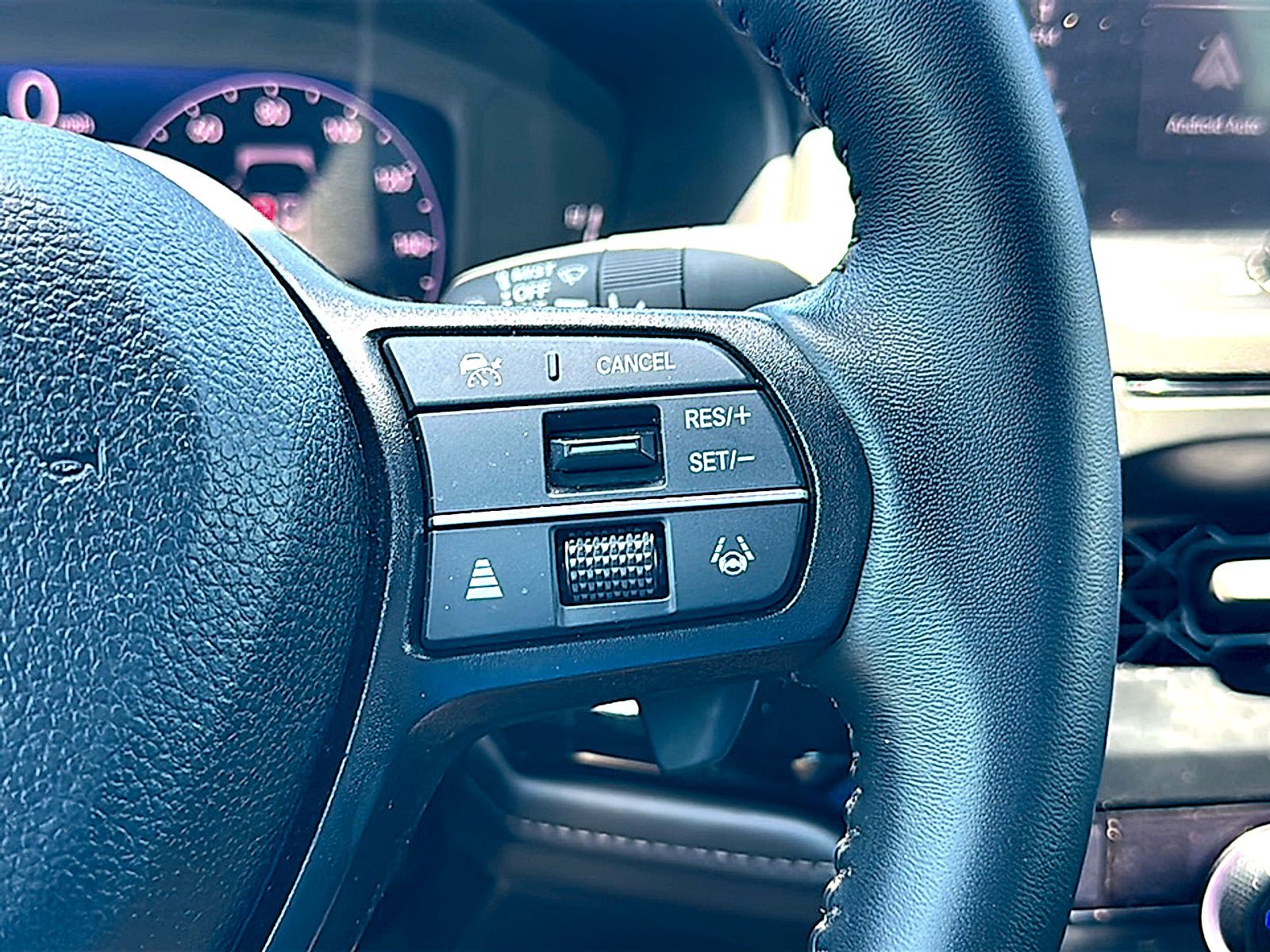 Used 2025 Honda Accord Sport image 27