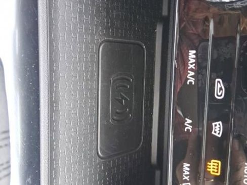 Used 2023 Jaguar F-PACE R-Dynamic S AWD/4WD image 29