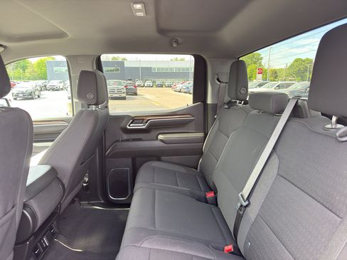 Certified 2025 Chevrolet Silverado 1500 LT AWD/4WD image 33
