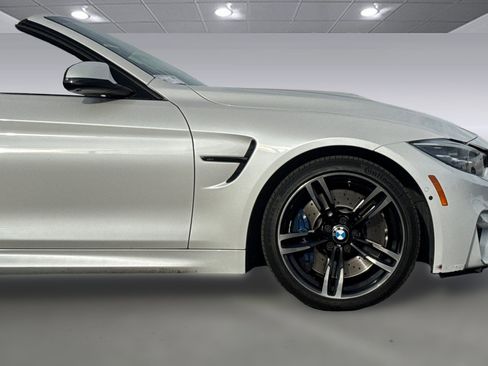 Used 2020 BMW M4 Convertible w/ Competition Package image 19