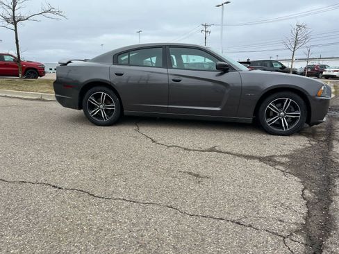 Used 2014 Dodge Charger R/T image 14