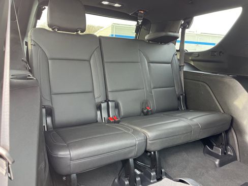 Used 2021 Chevrolet Tahoe Z71 image 18