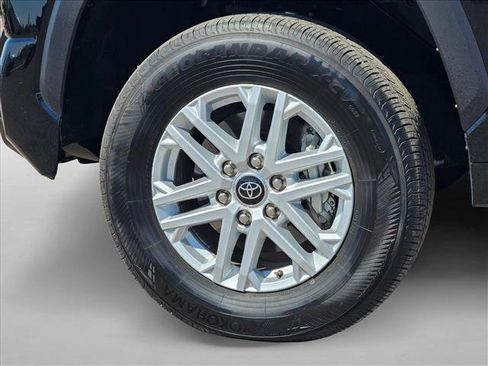 Used 2024 Toyota Tundra SR5 AWD/4WD image 28