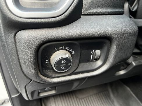 Used 2024 RAM 1500 Big Horn AWD/4WD image 27