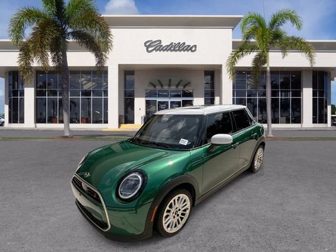 Used 2025 MINI Cooper S FWD image 1
