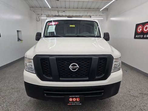 Used 2021 Nissan NV 2500 S image 2