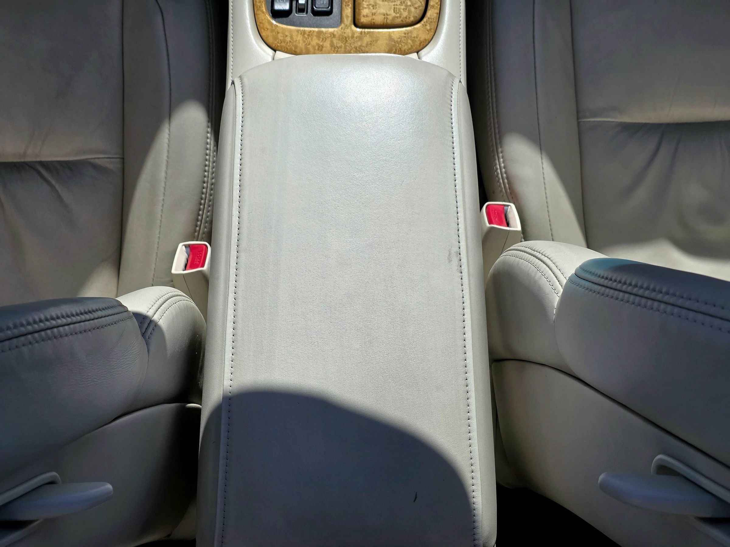 Used 2005 Lexus SC 430 Convertible RWD image 37