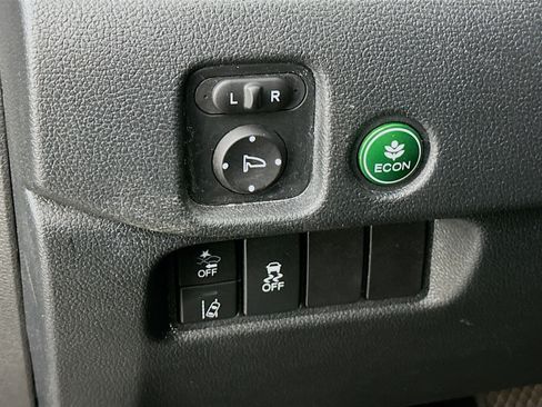 Used 2022 Honda Pilot Special Edition image 17
