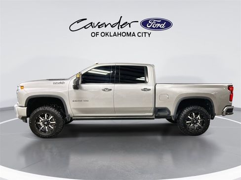Used 2022 Chevrolet Silverado 2500 High Country image 5