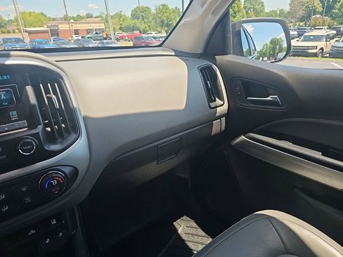 Used 2015 Chevrolet Colorado LT w/ Luxury Package RWD image 19