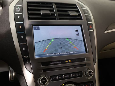 Used 2019 Lincoln MKZ Reserve w/ Reserve Plus Package image 6