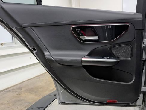 Used 2025 Mercedes-Benz C 300 4MATIC Sedan image 18