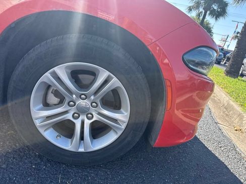 Used 2023 Dodge Charger SXT RWD image 9