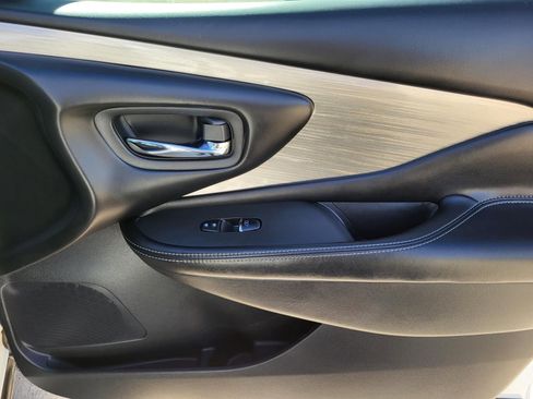 Certified 2017 Nissan Murano Platinum w/ Platinum Technology Package image 14