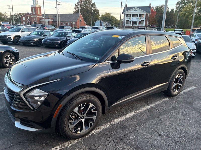 Used 2023 Kia Sportage EX FWD image 7