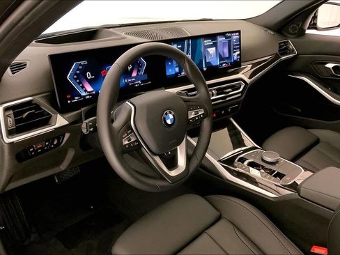 Certified 2024 BMW 330i xDrive Sedan w/ Premium Package AWD/4WD image 21
