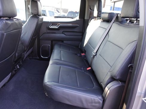 Used 2024 Chevrolet Silverado 1500 LT image 23