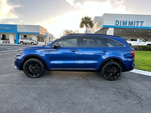 Used 2021 Kia Sorento SX image 9