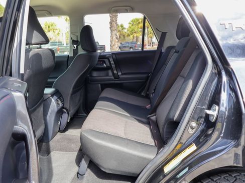 Used 2024 Toyota 4Runner TRD Off-Road image 9